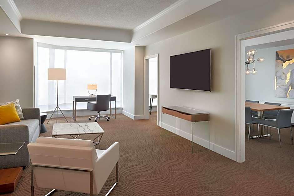 Sheraton Parkway Toronto North Hotel & Suites
