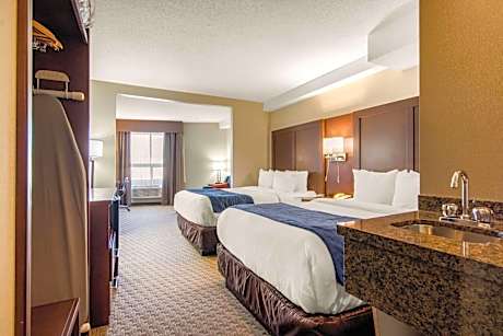 Queen Room with Two Queen Beds - Non-Smoking