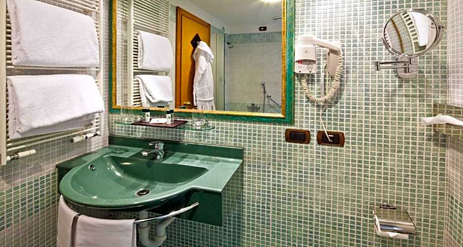 Hotel Mirage Sure Hotel Collection by Best Western