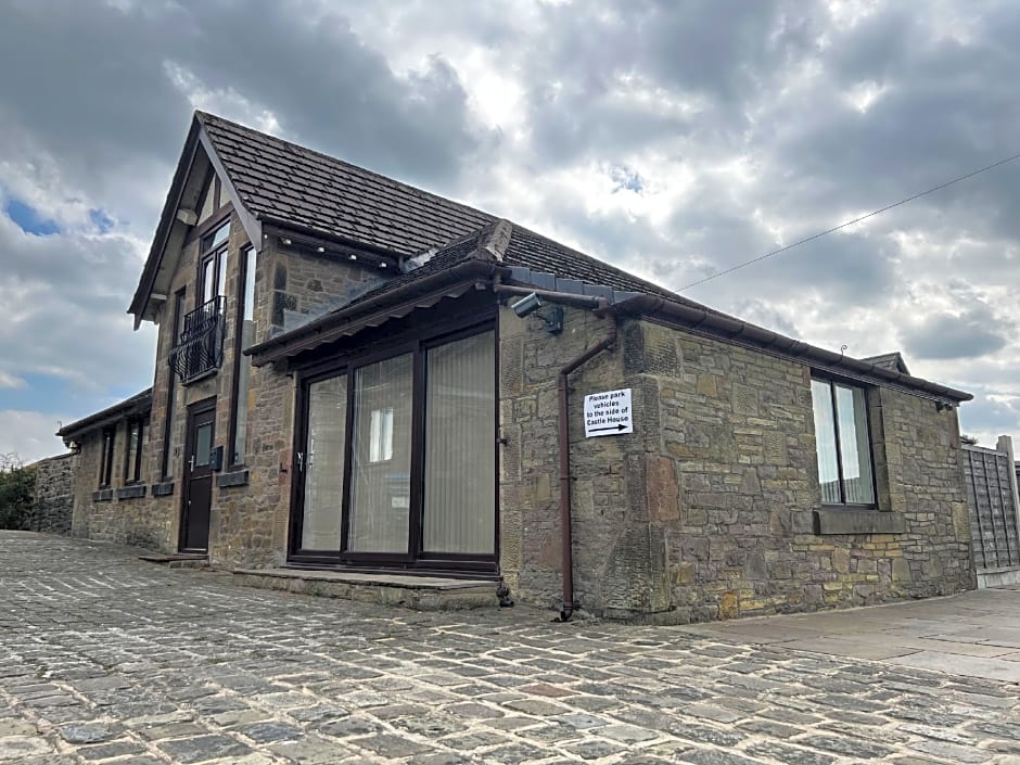 Castle House Holiday Home