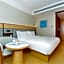 Ji Hotel Ningbo Yinzhou Wanda