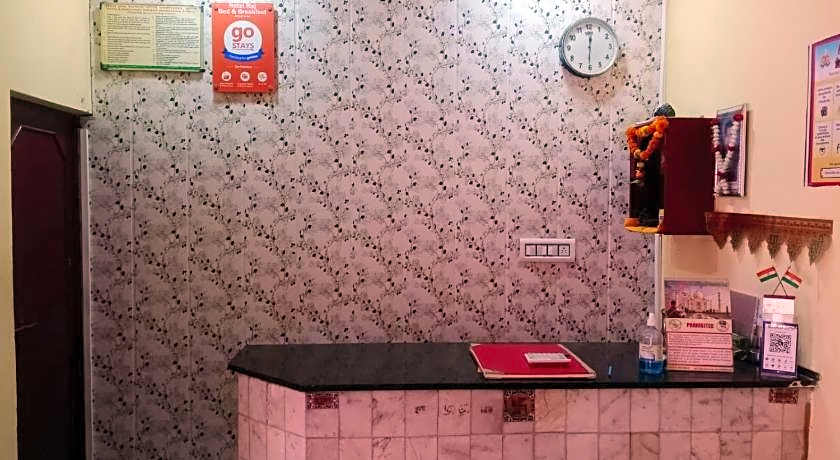 Hotel Raj Bed & Breakfast
