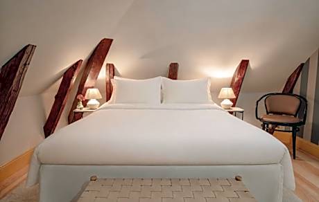 Standard Double Room - No Windows