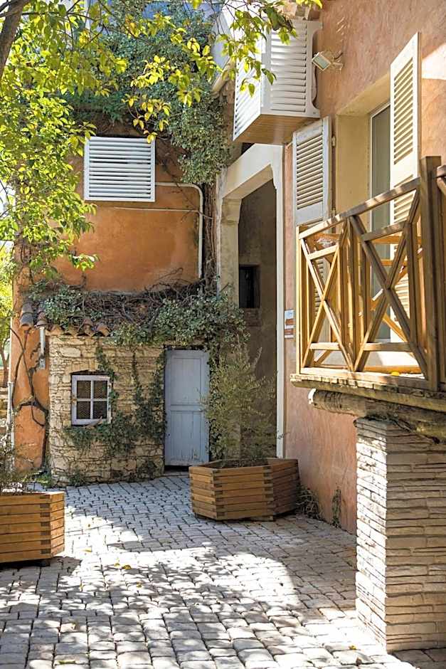 In Provence Hôtel - Expérience Authentique