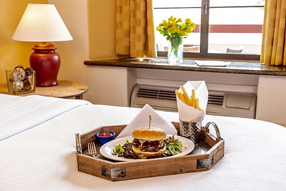 Clocktower Inn