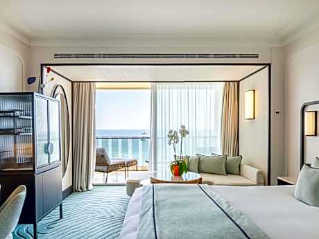 Deluxe Room with City View