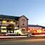 Racecourse Hotel and Motor Lodge