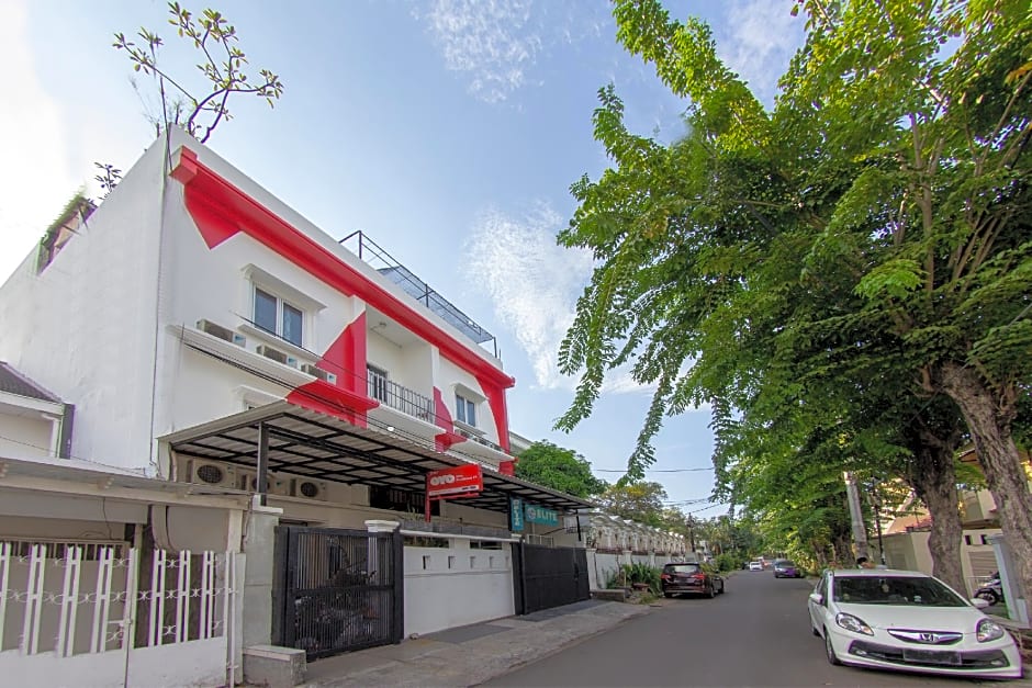 OYO 657 Elite Residence Central Park Mall By TOS