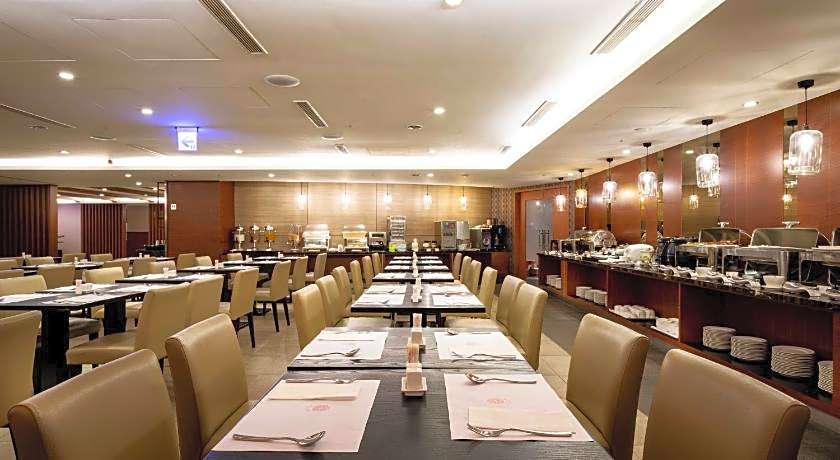 CHECK Inn Taichung LaiLai 