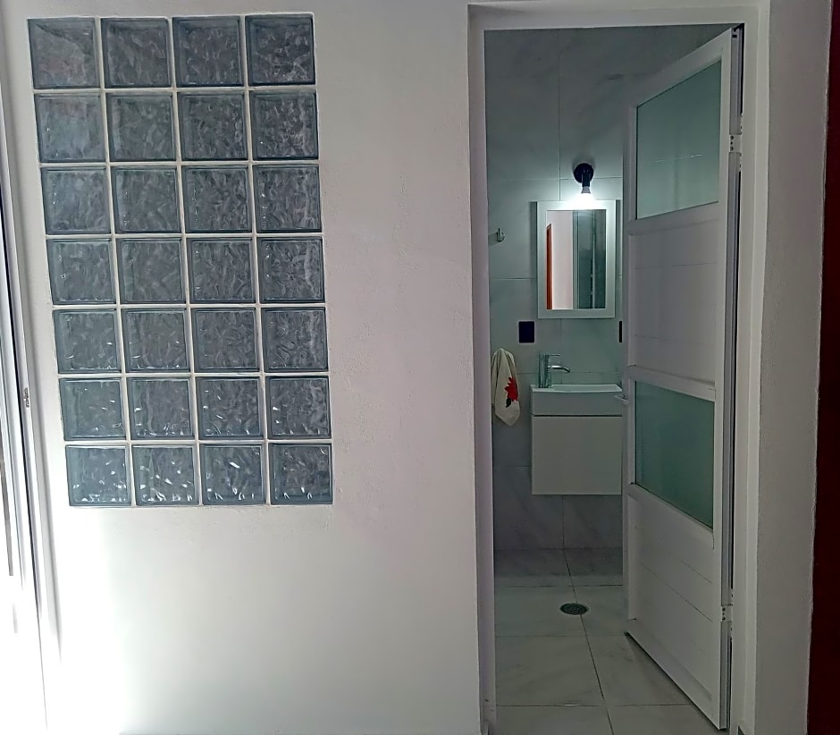 El Salto de Camela - Vera y Espín Hostal