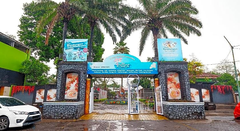 OYO 1808 New Bandungan Indah