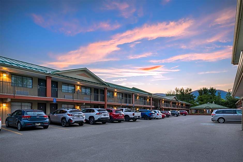 SureStay Plus Hotel By Best Western Salmon Arm