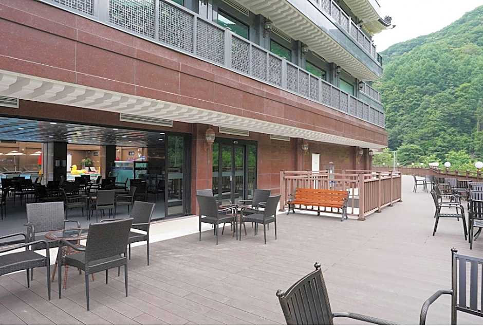 Taebaek Hotel