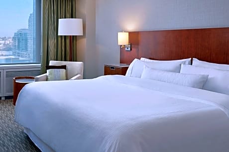 Traditional Room, 1 King Bed