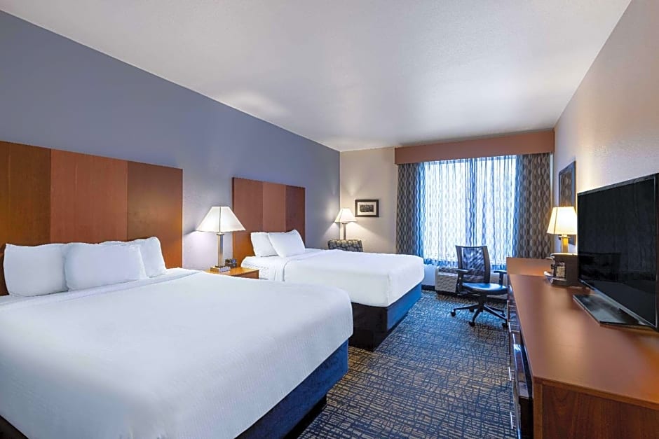 La Quinta Inn & Suites by Wyndham Morgantown