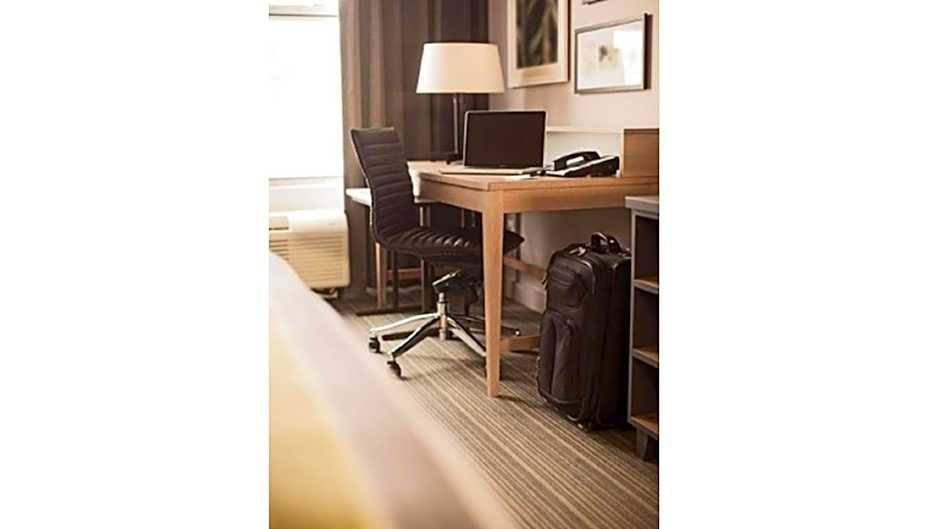 Country Inn & Suites by Radisson, Minneapolis West, MN