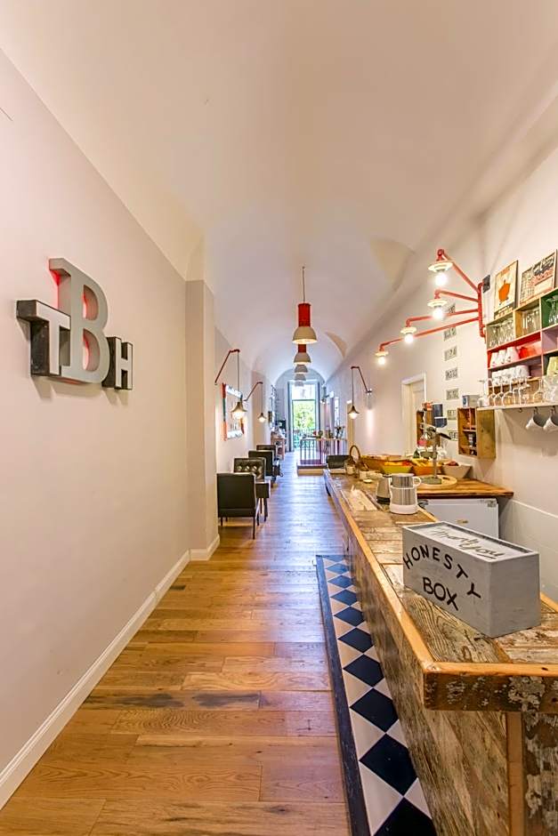 The Bellini House by House In Naples