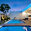 The Daha Luxury Villa