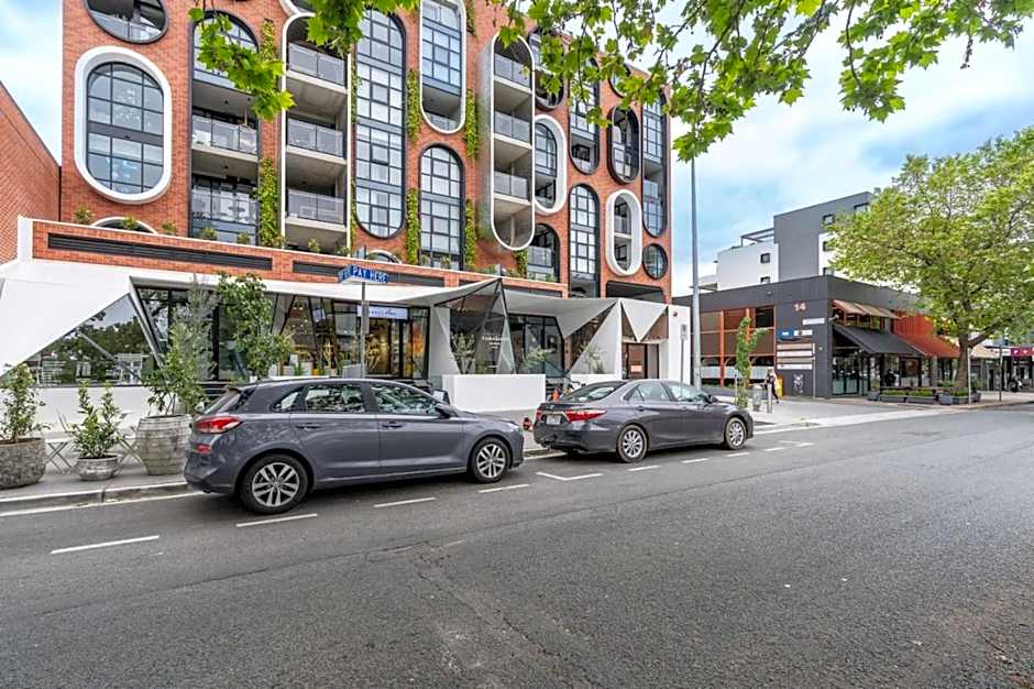 Stylish 2BR Sanctuary in the Heart of Braddon - Hosted by Canstay