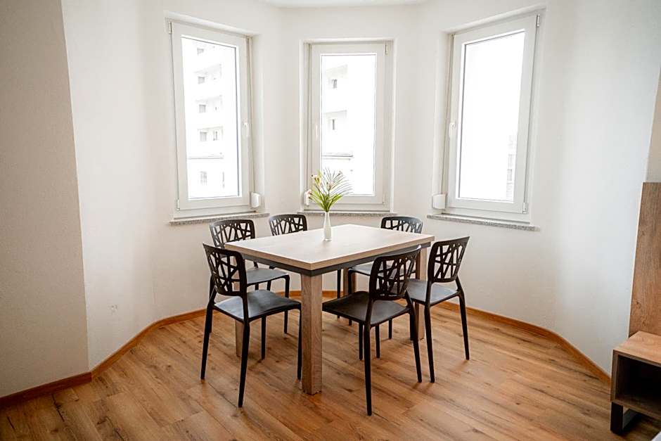 Boardinghouse Victory