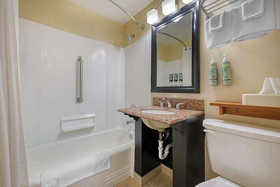 Best Western The Inn At Rochester Airport