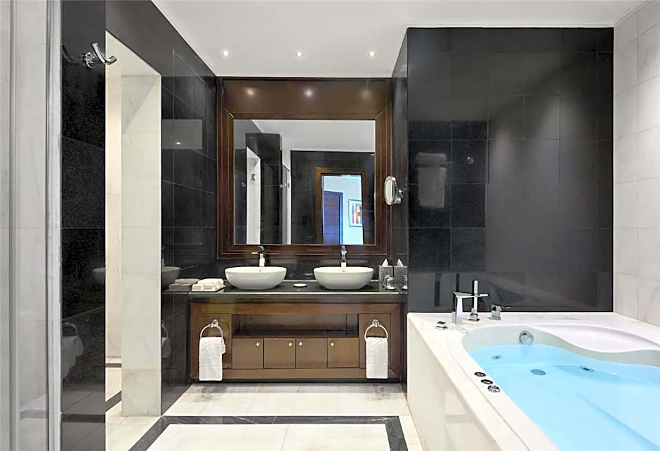 Royal Maxim Palace Kempinski Cairo