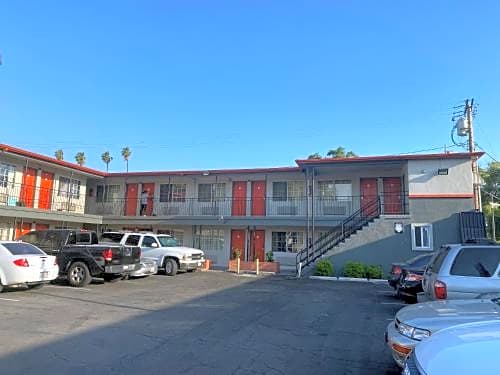 Passport Inn