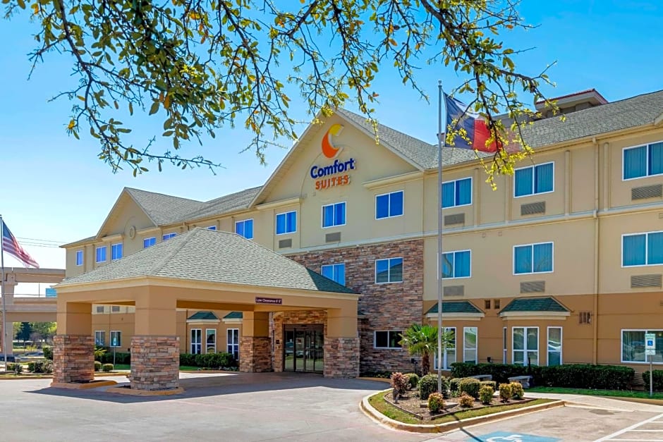 Comfort Suites Dallas Park Central