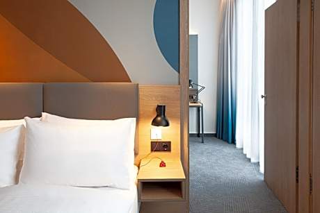Premium Queen Room