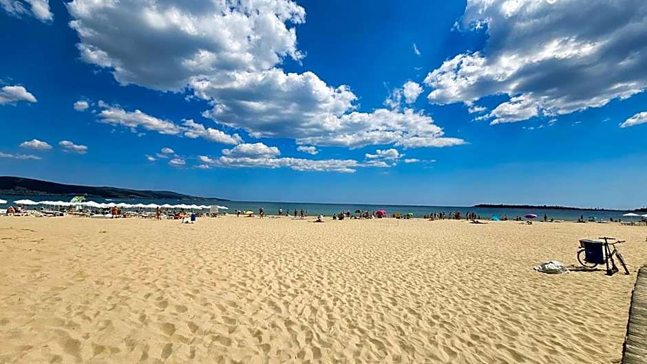 Hotel Longosa - All Inclusive Family Hotel near the beach in the peaceful southern part of Sunny Beach