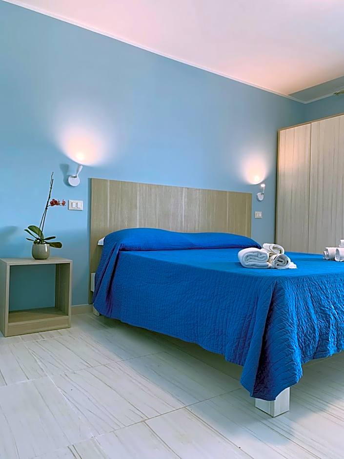 HOTEL MERCURIO SUL MARE - Fish restaurant and private beach