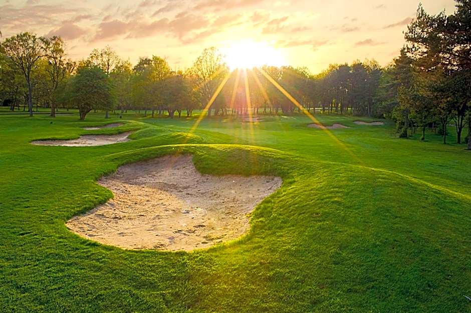 The Lodge at Kingswood