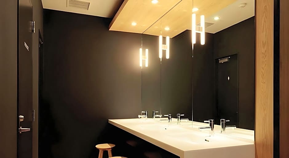 Candeo Hotels Chino