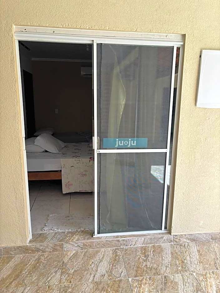Recanto Pousada JU&JU com piscina COMPARTILHADA