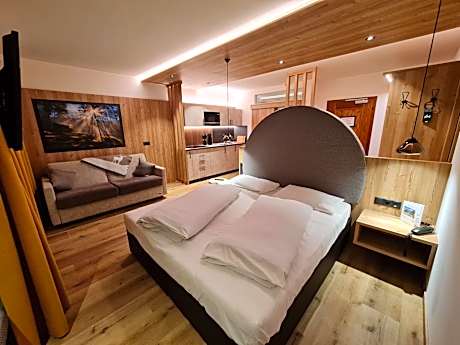 Living Suite Superior