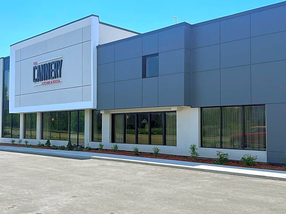 DoubleTree by Hilton Kingston