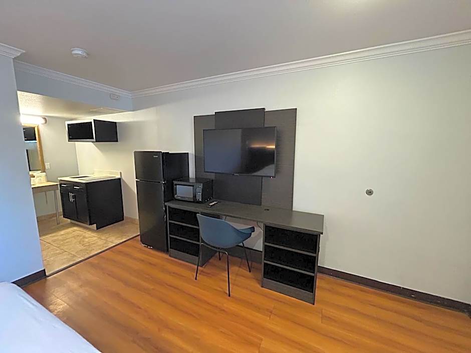 Studio 6 Mojave, CA - Airport