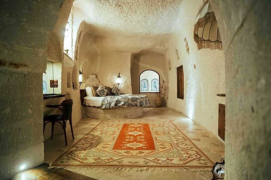 Hu of Cappadocia - Special Class