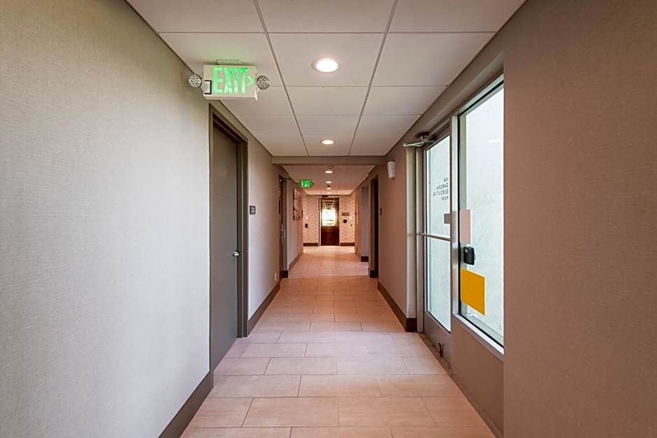 Garden Executive Hotel