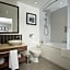 Staybridge Suites Birmingham By IHG