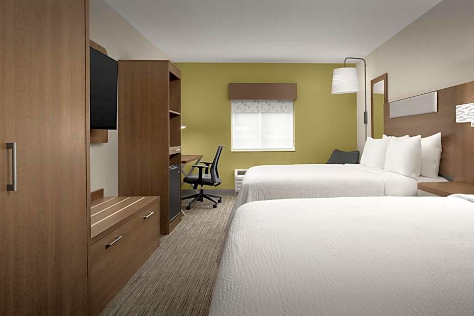 Holiday Inn Express Boston  Saugus By IHG