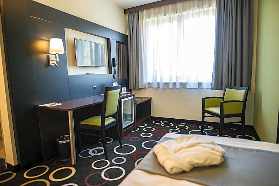 Garden Hotel Wellness és Konferencia