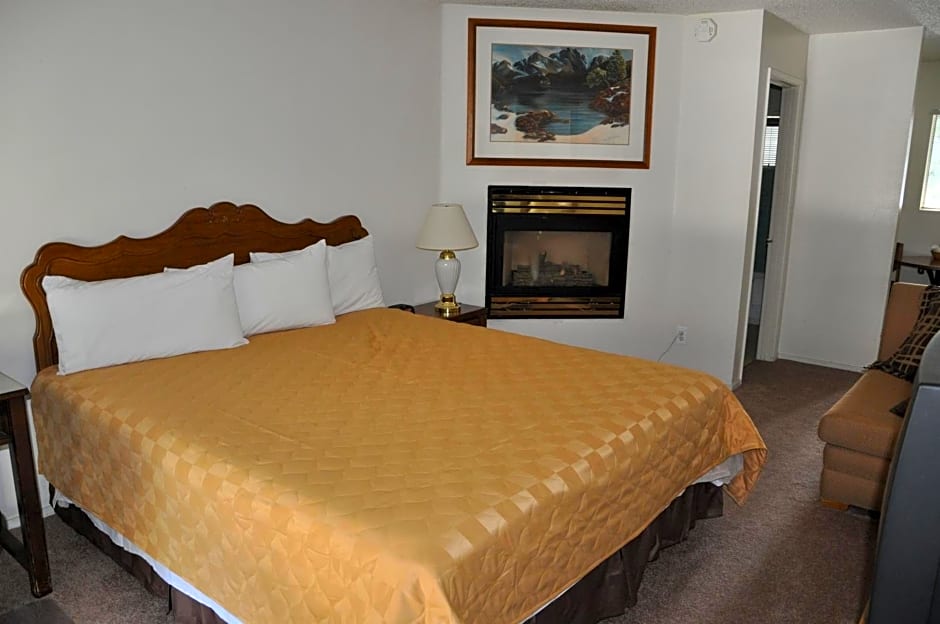 Cedar Inn & Suites