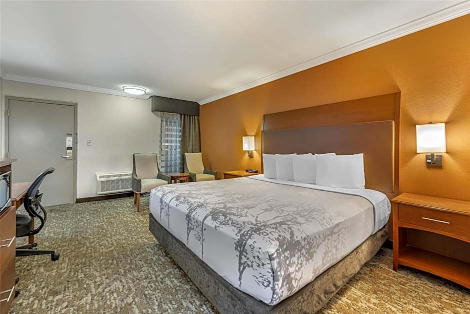 Best Western Angus Inn