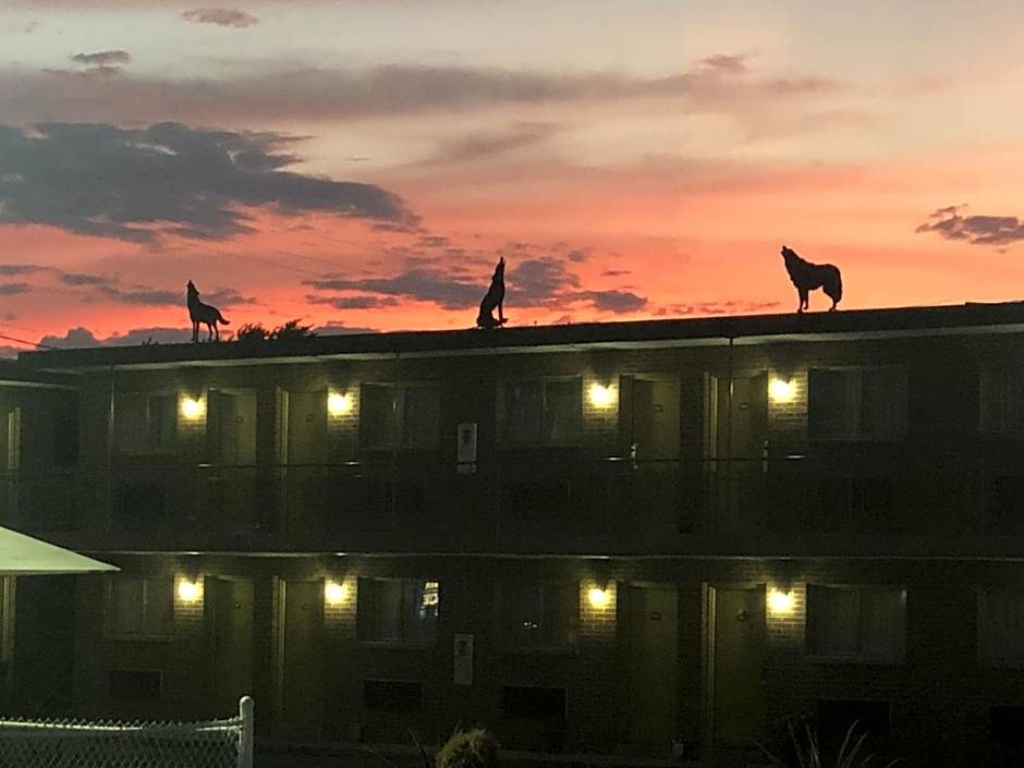 Wolf Inn Hotel
