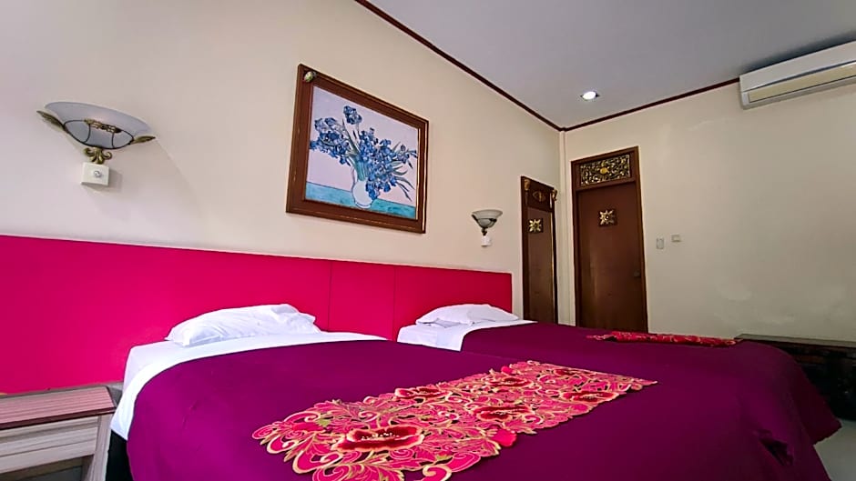 Taman Teratai Hotel