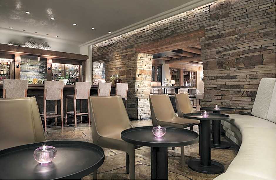 Rosewood Inn of the Anasazi