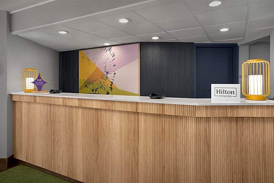 Spark by Hilton Denver East I 70