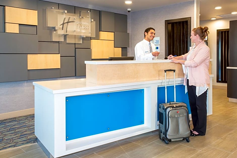 Holiday Inn Express & Suites Rapid City - Rushmore South By IHG