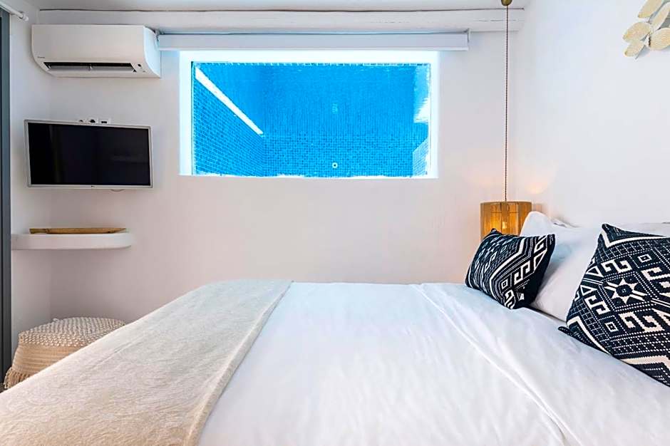 Villa Paoli - Private Pool, Sea View & Jacuzzi